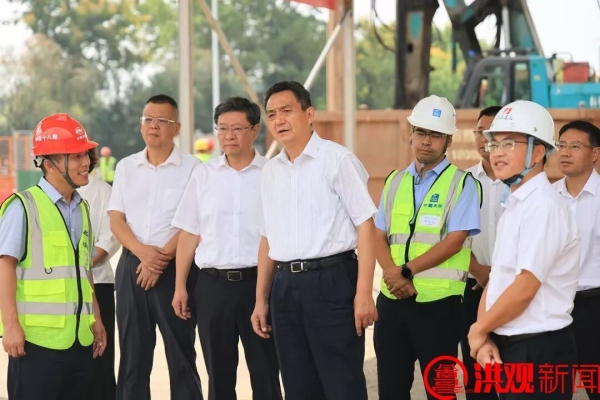 李红军调研隆兴大桥建设情况：严格施工标准 狠抓工程质量